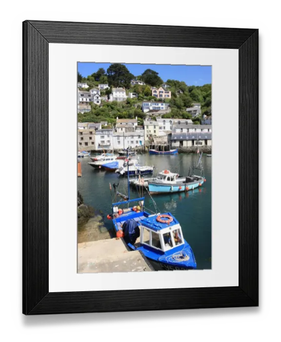 Framed Print : Polperro. The picturesque fishing village of Polperro on the south coast of Cornwall Framed Print : Polperro. The picturesque fishing village of Polperro on the south coast of Cornwall