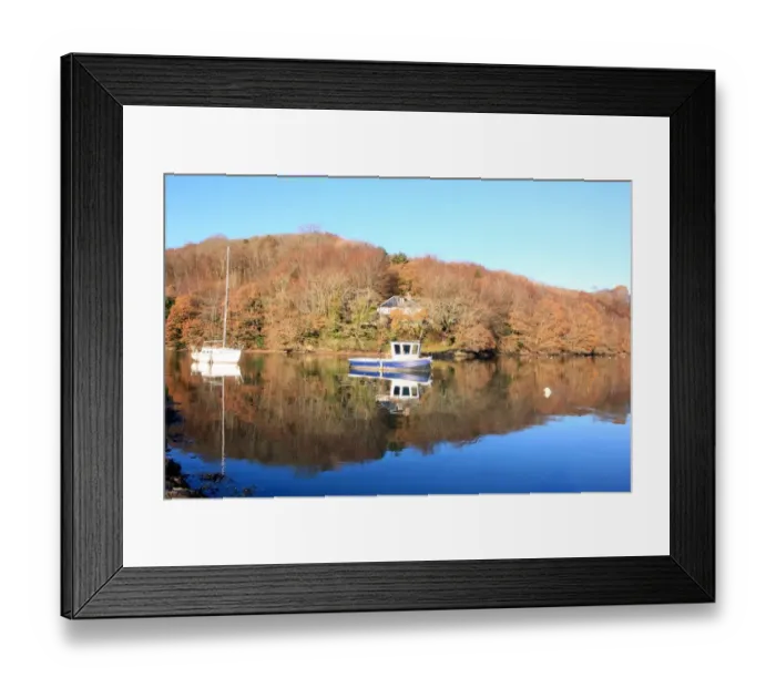 Framed Print : Looe. A early winters day on the River at Looe on the South coast of Cornwall