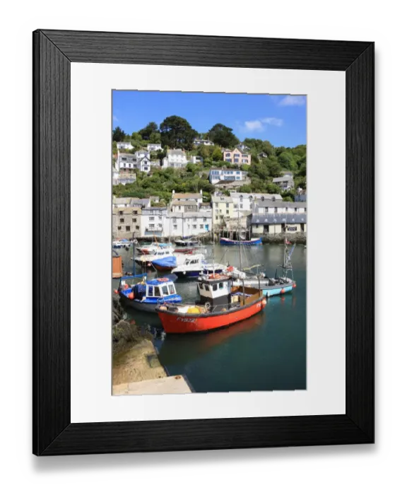 Framed Print : Polperro. The picturesque fishing village of Polperro on the south coast of Cornwall Framed Print : Polperro. The picturesque fishing village of Polperro on the south coast of Cornwall