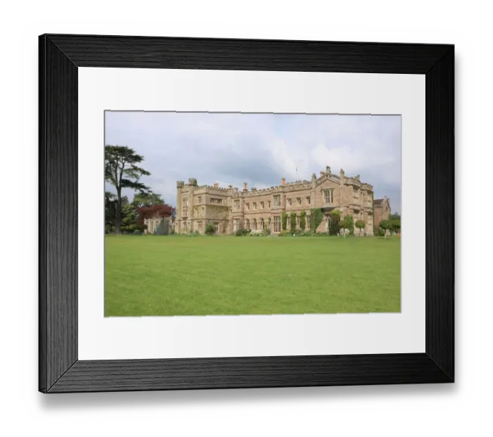 Framed Print : Hampton Court Castle Framed Print : Hampton Court Castle
