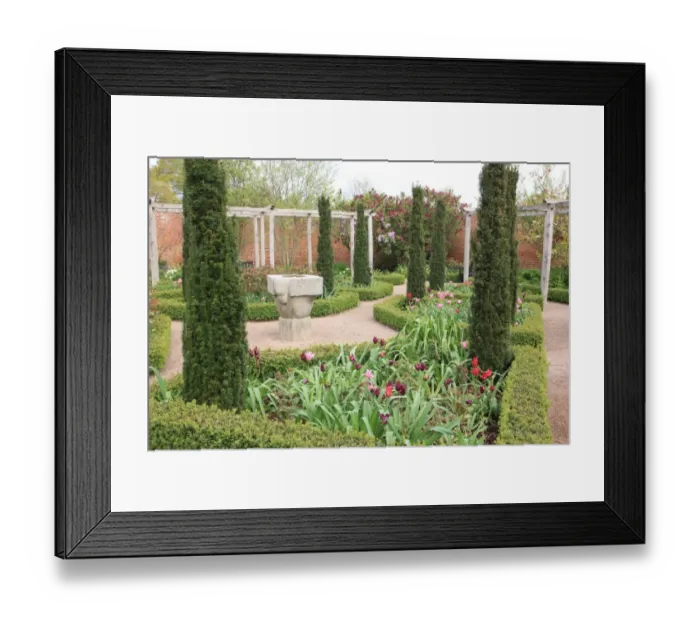 Framed Print : Hampton Court Castle Framed Print : Hampton Court Castle
