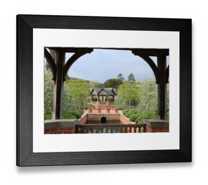 Framed Print : Hampton Court Castle Framed Print : Hampton Court Castle