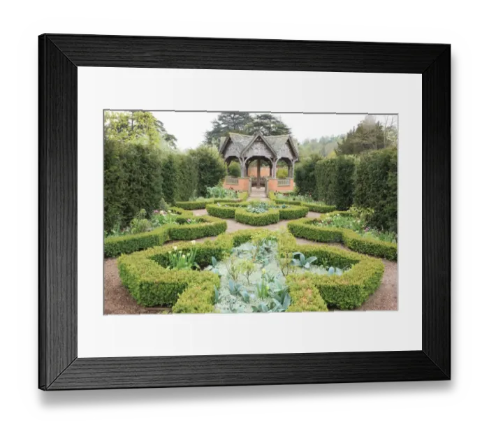 Framed Print : Hampton Court Castle Framed Print : Hampton Court Castle