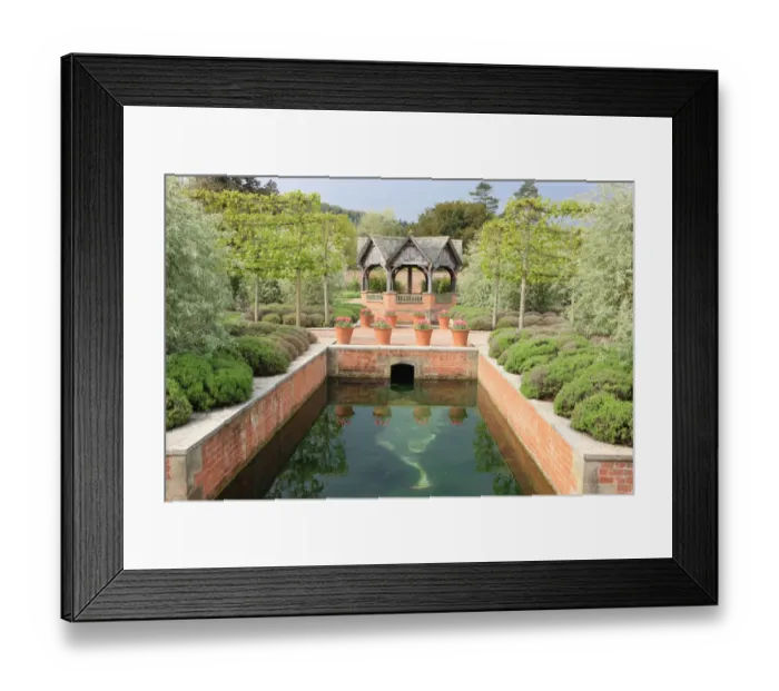 Framed Print : Hampton Court Castle Framed Print : Hampton Court Castle