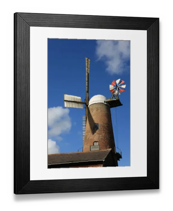Framed Print : Quainton. The Windmill built 1830 in the Buckinghamshire village of Quainton Framed Print : Quainton. The Windmill built 1830 in the Buckinghamshire village of Quainton