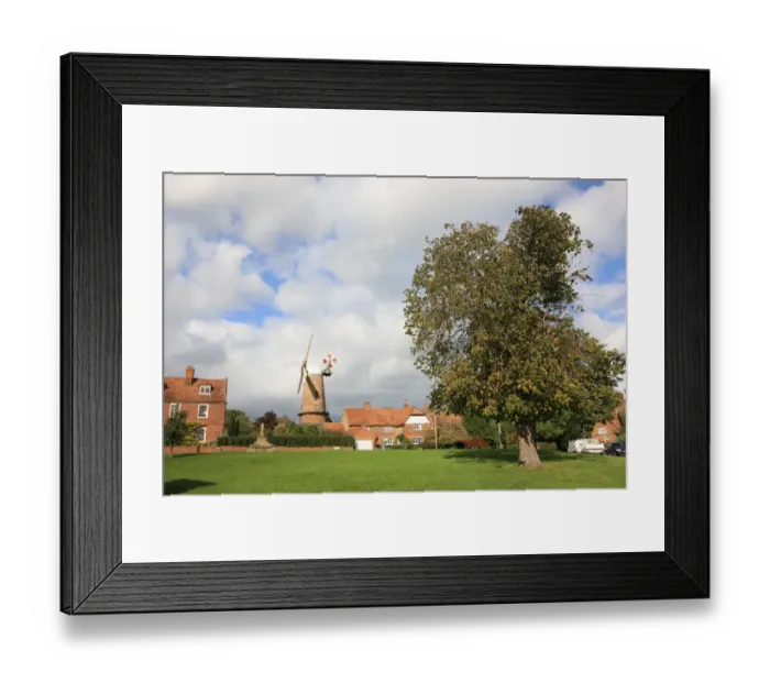 Framed Print : Quainton. The 15th-century stone cross on the green Framed Print : Quainton. The 15th-century stone cross on the green