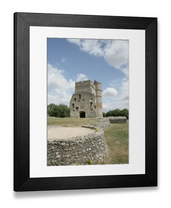 Framed Print : Donnington Castle