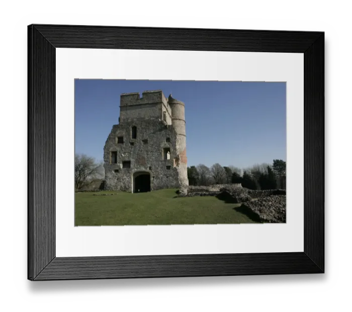 Framed Print : Donnington Castle Framed Print : Donnington Castle