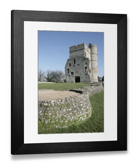 Framed Print : Donnington Castle Framed Print : Donnington Castle