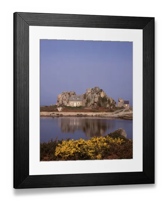 Framed Print : Brittany. The House between the Rock on the Brittany Coast in Northern France Framed Print : Brittany. The House between the Rock on the Brittany Coast in Northern France