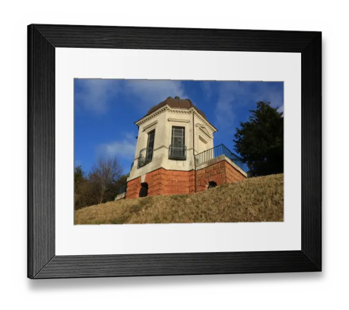 Framed Print : Cliveden. The Octagon Temple over looking the Thames at Cliveden nr Maidenhead