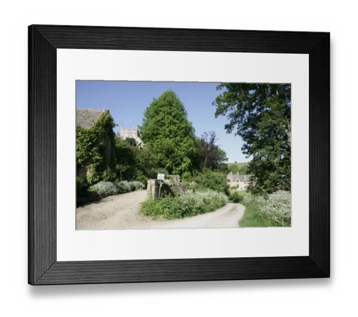 Framed Print : Cotswold village of Upper Slaughter Framed Print : Cotswold village of Upper Slaughter