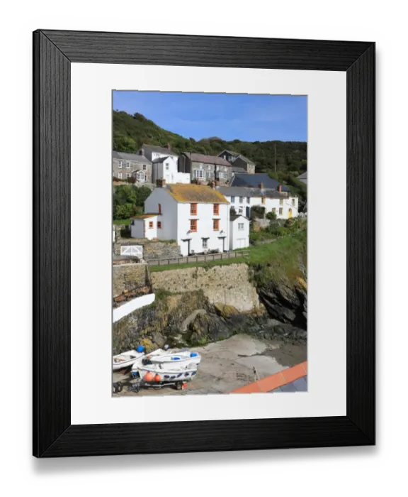 Framed Print : Portloe. The Tugger Hotel in Portloe Cornwall Framed Print : Portloe. The Tugger Hotel in Portloe Cornwall