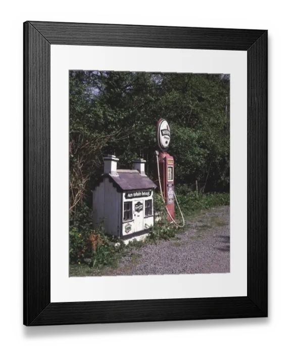 Framed Print : Irish Pub Sign Framed Print : Irish Pub Sign