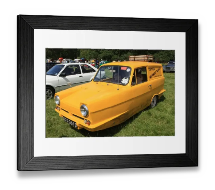 Framed Print : Reliant Robin Framed Print : Reliant Robin