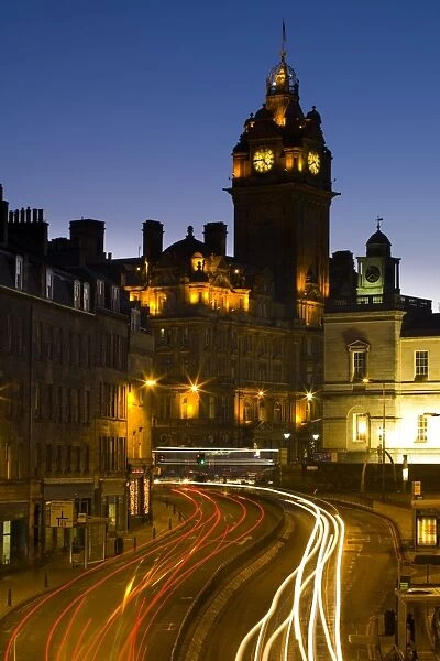 Scotland, Edinburgh, Leith Street. Rush hour traffic on Leith Street looking towards the Balmoral Hotel and the