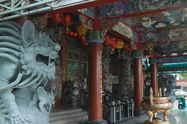 Dragon decoration at temple
