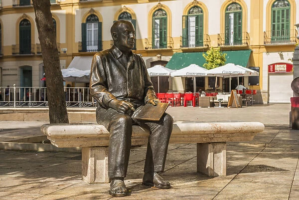 Picasso statue on Plaza de la Merced, Malaga, Costa del Sol, Andalusia, Spain