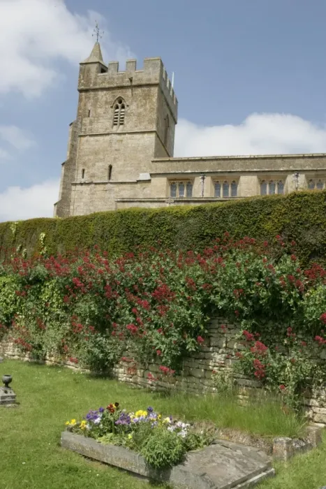 Framed Print : Bourton on the Hill Framed Print : Bourton on the Hill