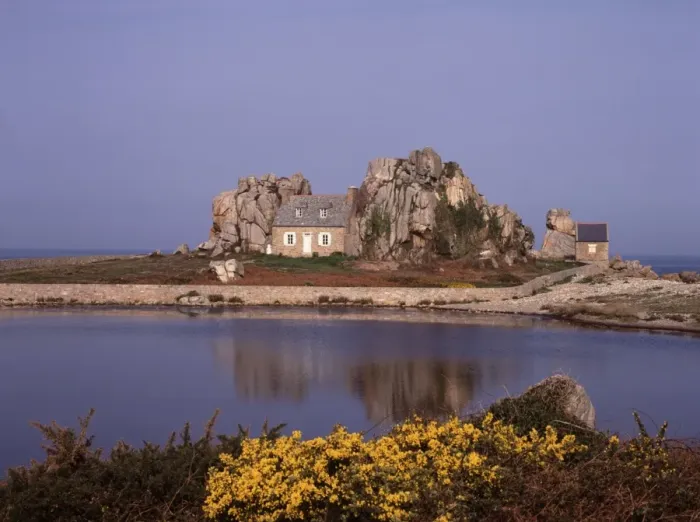 Framed Print : Brittany. The House between the Rock on the Brittany Coast in Northern France Framed Print : Brittany. The House between the Rock on the Brittany Coast in Northern France