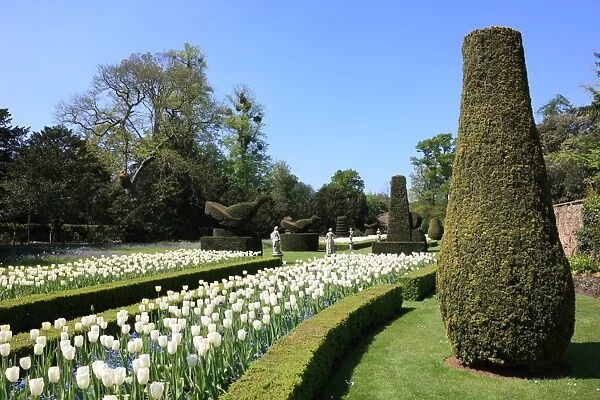 Cliveden. THe Long Garden at Cliveden Buckinghamshire England