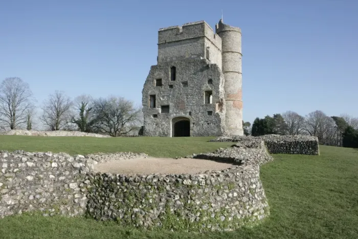 Framed Print : Donnington Castle Framed Print : Donnington Castle