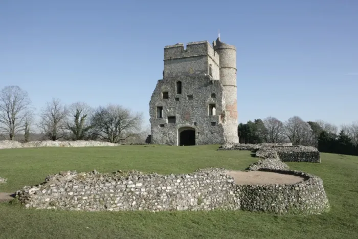 Framed Print : Donnington Castle Framed Print : Donnington Castle