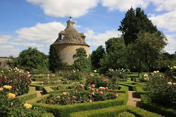 Rousham Park House. The Dovecote in the Pigeon House Garden at Rousham
