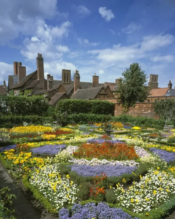 Framed Print : Stratford Upon Avon Framed Print : Stratford Upon Avon