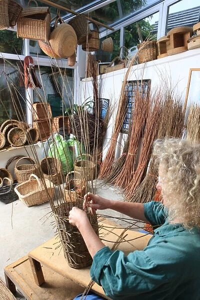 Traditional Basket Maker