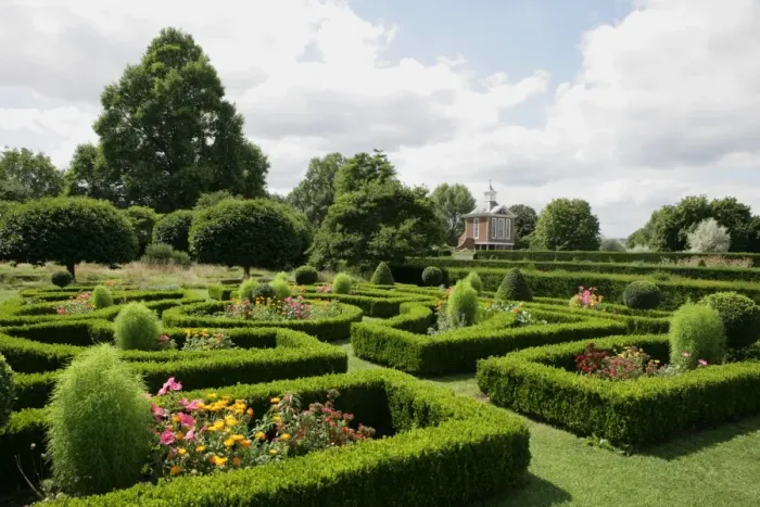 Framed Print : Westbury. The gardens at Westbury Court at Westbury on Severn Gloucestershire Framed Print : Westbury. The gardens at Westbury Court at Westbury on Severn Gloucestershire