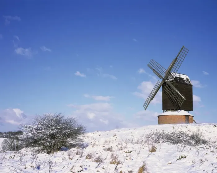 Framed Print : Brill. A winters day high on a hill in Buckinghamshire near the village Framed Print : Brill. A winters day high on a hill in Buckinghamshire near the village