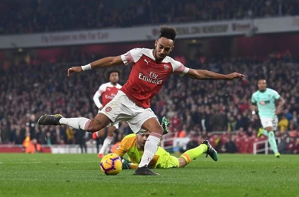 Aubameyang's Fourth Goal: Arsenal's Triumph over Bournemouth
