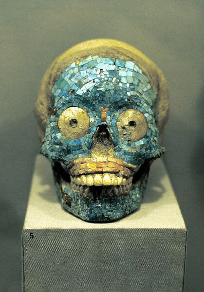 Skull covered in turquoise mosaic, Mixtec, southern Mexico, 1400-1521