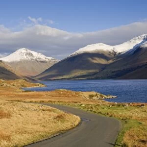 The road alongside Wastwater to Wasdale Head and Yewbarrow, Great Gable and the Scafells, Wasdale, Lake District National Park, Cumbria, England, United Kingdom, Europe