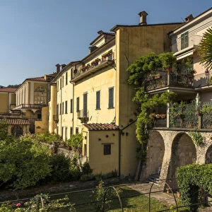 Italy, Tuscany, courtyards in Pontremoli