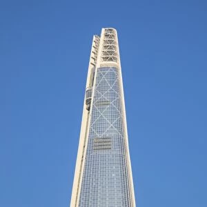 Lotte Tower (555m supertall skyscraper, 5th tallest building in the world when completed in 2016)