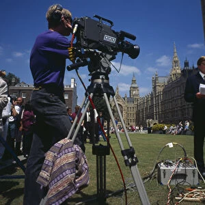 England, London, Media, TV Crew, BBC News live broadcast outside the Houses of Parliament during re-election of John Major and the Conservatives in 1995