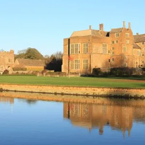 Broughton Castle Winter Afternoon Print Broughton Castle Winter Afternoon Print