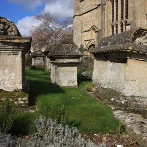 Burford Churchyard Print on Summer Morning in Oxfordshire Burford Churchyard Print on Summer Morning in Oxfordshire