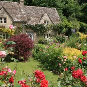 Cotswold Cottage Garden