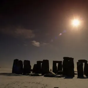 Stonehenge Print: A Neolithic Monument Stonehenge Print: A Neolithic Monument