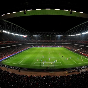 Arsenal's Triumph: A 5-1 Thrashing of West Ham United at Emirates Stadium (2013)