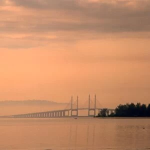 TROPICAL ISLANDS Great Penang bridge, joining island to the Malaysian mainland