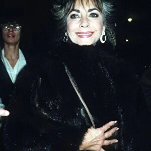 Elizabeth Taylor Feb 1985 leaves Langans Restaurant