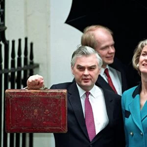 NORMAN LAMONT HOLDING BUDGET BOX AND WIFE ROSEMARY, 11 DOWNING STREET 11 / 03 / 1992
