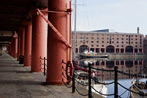 <b class=qtipBold><figcaption>Albert Docks Liverpool</figcaption></b><br>A Tallship in the Albert Docks at Liverpool, once one of the busiest ports in the country, now a busy tourist centre.<br><em>© Paul Felix Photography Twelve Beacon Park Pelynt nr Looe Cornwall PL13 2PQ England</em> Albert Docks Liverpool