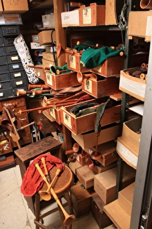 Bagpipe maker