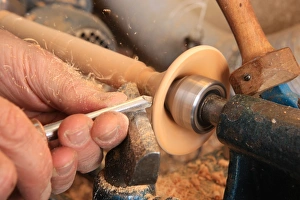 Bagpipe maker