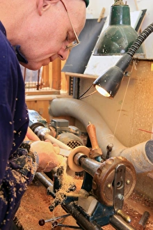 Bagpipe maker